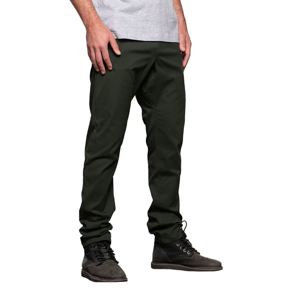 686 • Everywhere Silm Fit Pants • size: W30 / L30 • Hunter Green